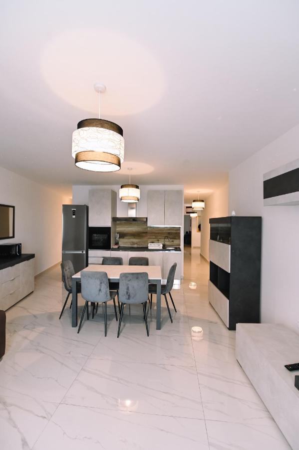 Spacious 3 Bedroom In Sliema! Luaran gambar