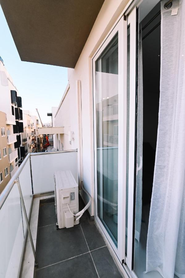 Spacious 3 Bedroom In Sliema! Luaran gambar