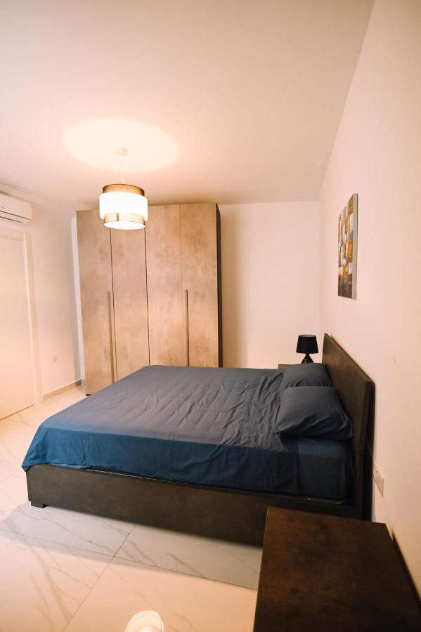 Spacious 3 Bedroom In Sliema! Luaran gambar