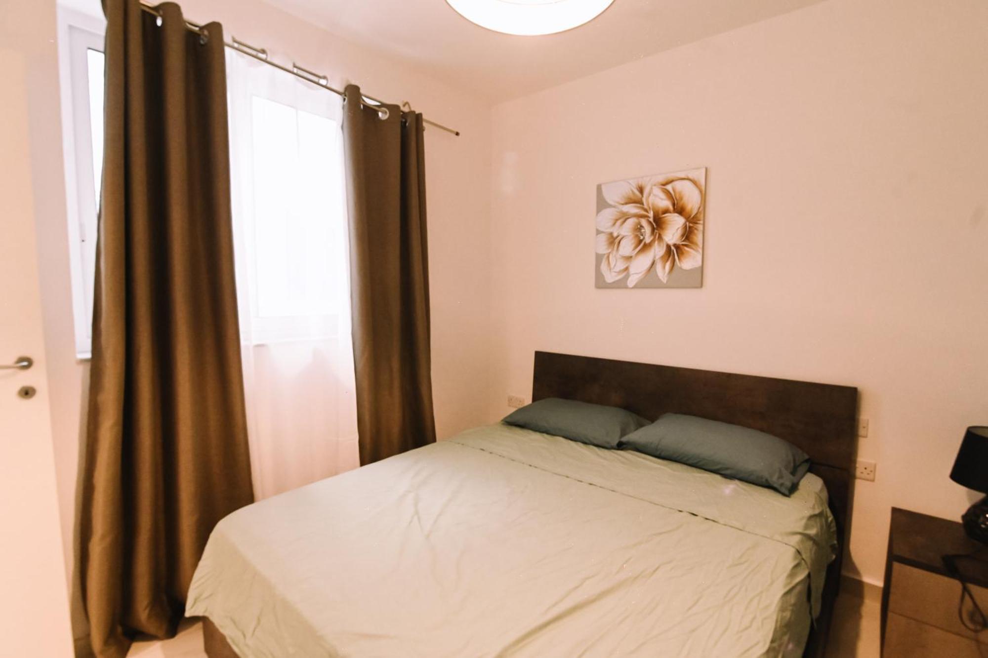 Spacious 3 Bedroom In Sliema! Luaran gambar